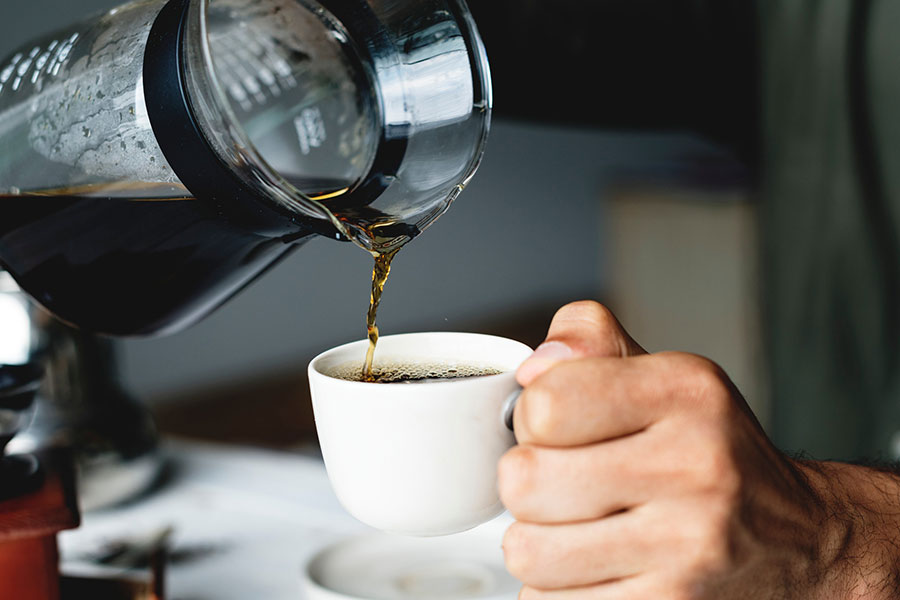 How To Make Pour Over Coffee Like a Pro (In 9 Steps)